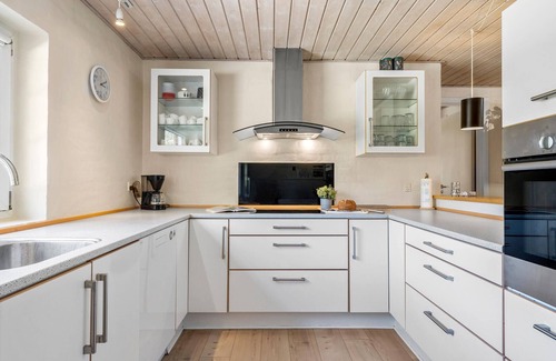 Husby House | Lovely home in Ulfborg with sauna