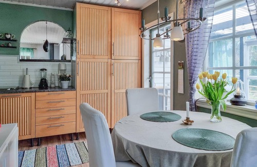 Vasterlanda House | Lovely home in Västerlanda with sauna