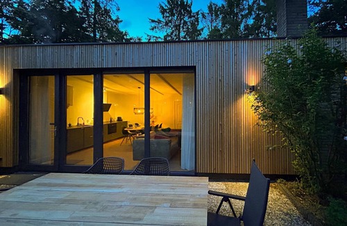 Zelhem House | Lovely house in the middle of the woods
