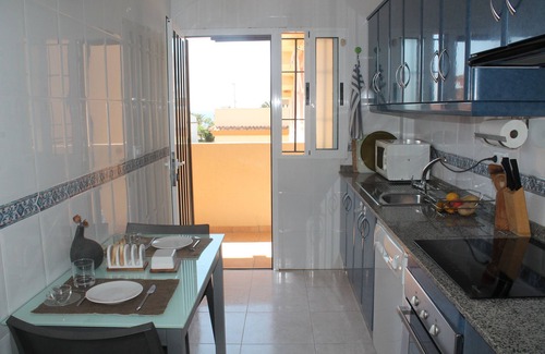 Los Puertos House | Lovely house in the town center of ISLA PLANA