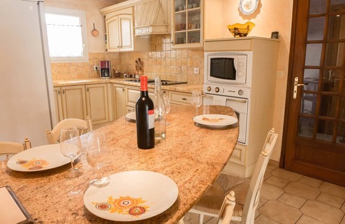 Narbonne House | Lovely house near the historical center of Narbonne and main shops, private pool