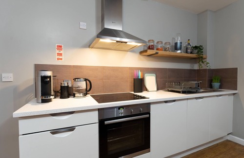 Northern Quarter Condo | Lovely Industrial Loft