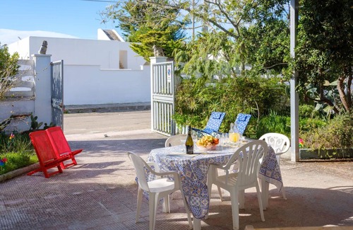 Torre Specchia Ruggeri Apartment | Lovely apartment for 4 people with WIFI, TV and pets allowed, close to Otranto