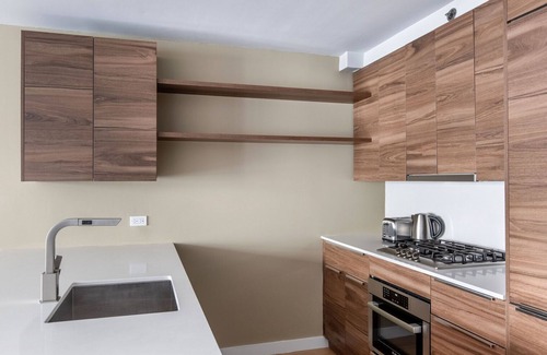 Lower East Side Apartment | Lovely LES 1BR w/Gym, Doorman & W/D, nr Park, by Blueground
