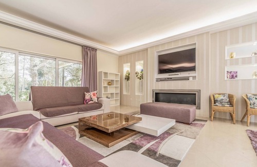 Castelo Villa | Lovely Lisbon Coast Villa | 4 Bedrooms | Villa das Giestas | Private Pool & Near Golf Course | Setubal