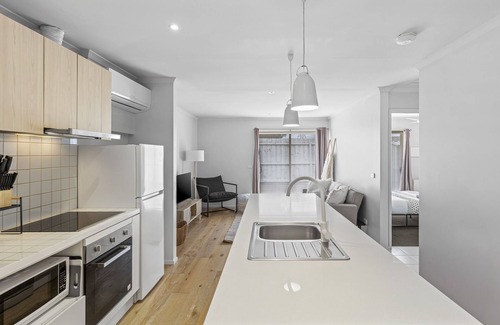 Corio Villa | Lovely Living - Relax in the Bellarine Peninsula
