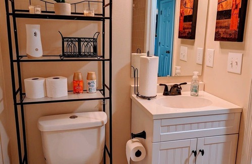 Glen Allen Apartment | Lovely Luxury Condo S
