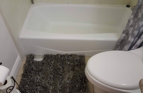 Pico - Robertson Apartment | Lovely Master bedroom Suite & fast WIFI by West LA (private room)