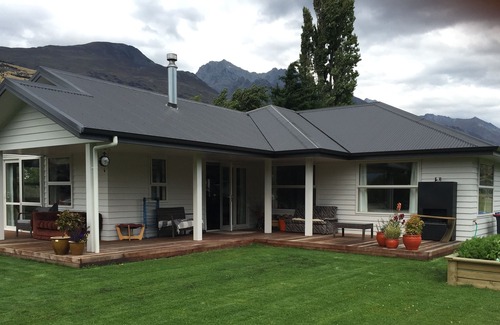 Glenorchy House | Lovely new Holiday Home