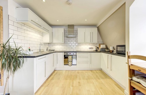 Coldharbour Apartment | Lovely one bedroom flat in Brixton
