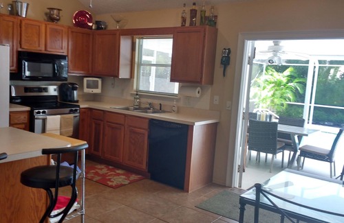 DeLand House | Lovely Pool Home in Historic Town Close to Beach & Theme Parks