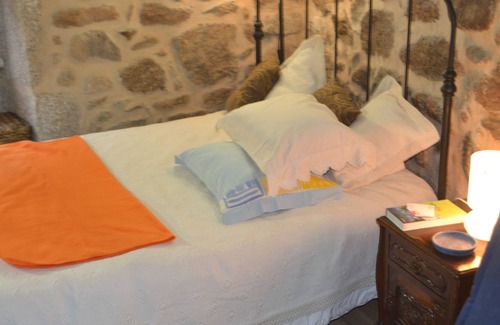 Peneda House | Lovely private garden great for romantic getaways or family retreats in Peneda