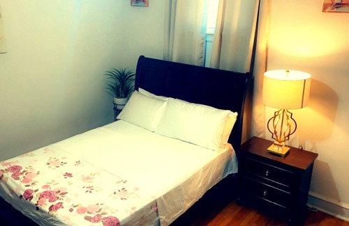 Foxcroft Square House | Lovely private room