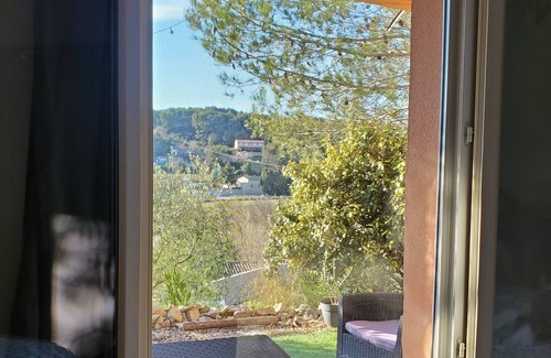 Beaucaire Cottage | Lovely, quiet gîte in the hills of Provence
