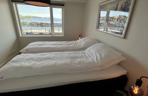 Osoyro Condo | Lovely Seaside Apartment in the Centre - 20 minutes from Bergen City