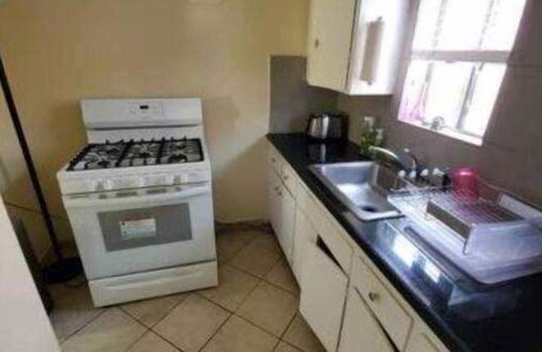 Culver - West Apartment | Lovely Single Apartment