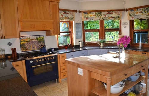 Somerset West House | Lovely spacious Family Home with large pool in the Cape Winelands
