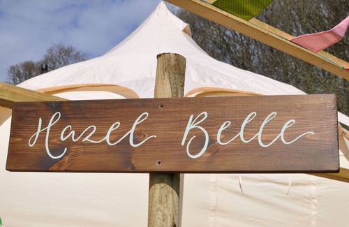 Shaftesbury Cabin | Lovely spacious lotus bell tent in Shaftesbury, UK