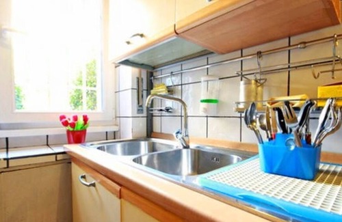 Gianicolense Apartment | ❤Lovely Studio Near Trastevere Jacuzzi, WiFi, Aircon, patio Fully furn Kitchen