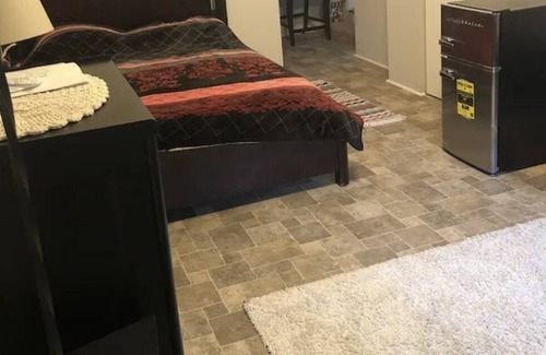 Blue Anchor Apartment | Lovely Studio Apartment near both Philly and Atlantic City