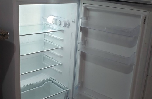 Branes Apartment | Lovely Sunny 1-bedroom appart/home free parking Netflix.