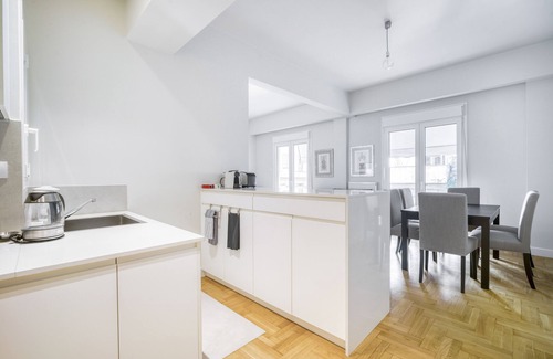 Pangrati Condo | Lovely Sunny Central Athens 2 Bedroom 2 Bathroom