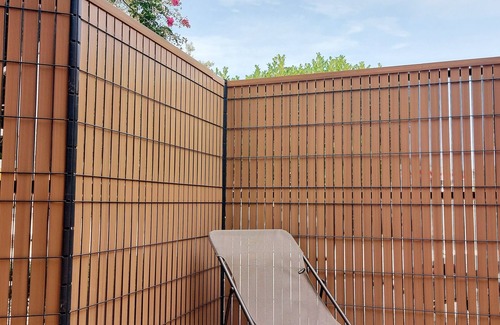 Odos Apartment | Lovely T3 in the greenery with terrace and pkg, 5 minutes from Tarbes center