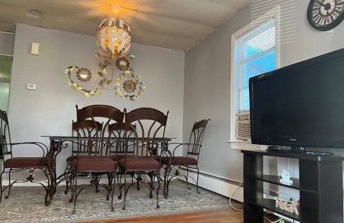 Linden Apartment | Lovely three Bedroom Apartment near Jersey city and Newyork