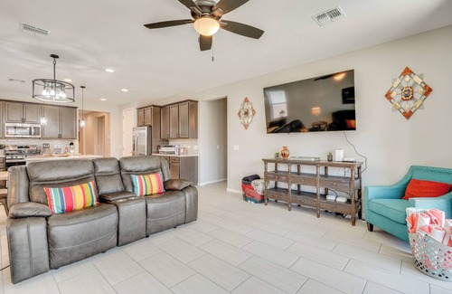 Tucson House | Lovely Tucson Home w/Private Pool & Fire Pit!
