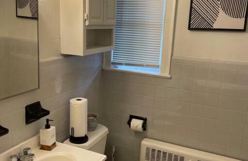 Trenton Apartment | Lovely two bedroom apartment in Historic Trenton.
