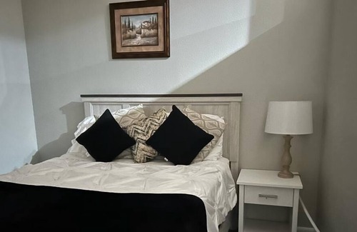 Energy Corridor Apartment | Lovely Two Bedroom Loft in Houston