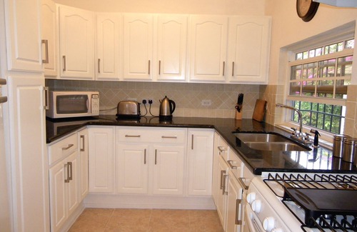 Sunset Crest Villa | Lovely villa-lush gardens. Easy 2 min walk to beach, pool, bars, dining, shops