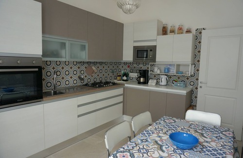 Forte dei Marmi House | Lovely Villa with garden, 400 mt from the sea, Forte dei Marmi, Versilia,Wi-Fi.