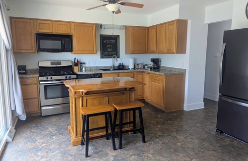 McFarland House | Lovely Waterfront Two Bedroom House