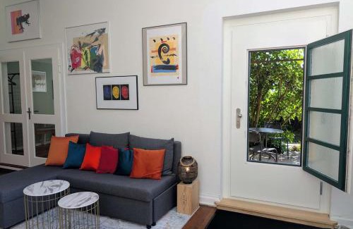 Meilen District Apartment | Lovingly furnished apartment close to the lake