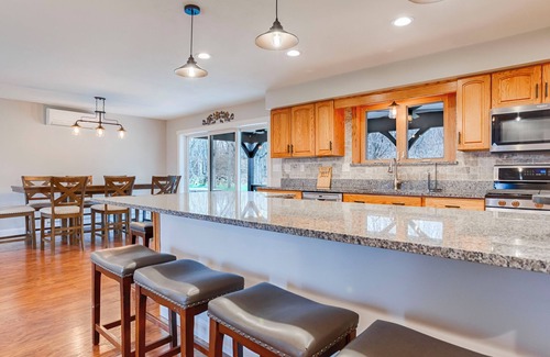 Lodi House | Lower Lake Retreat: Pet Friendly + Hot Tub + Game Room!