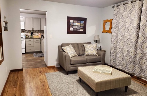 Fargo Apartment | Lower Unit-Hawthorne Area-15 min walk 2 Dwtn Fargo