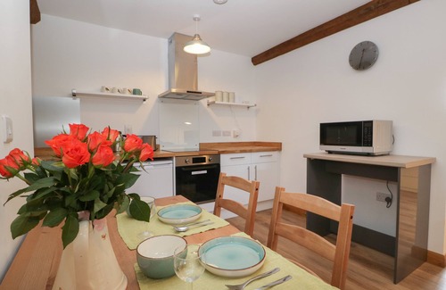 Bodenham Cottage | LOWER VENN GRANARY APARTMENT 1, romantic in Bodenham