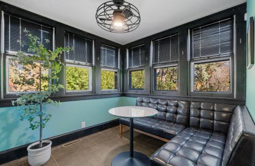 Northeast Minneapolis House | Lowry Parlour
