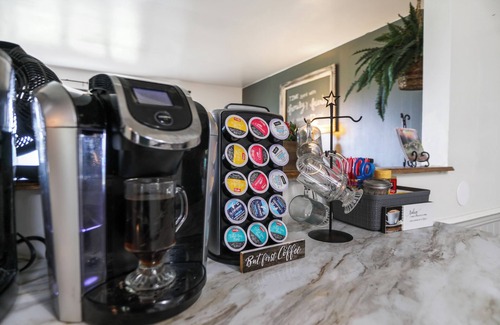 Loysville House | Loysville Charm Meets Cabin 3-Bedroom with A/C, Fitness Room & peaceful Living