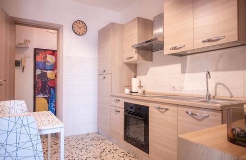 Tuscolano Apartment | Lt Panella Yellow Pop lovely apartment