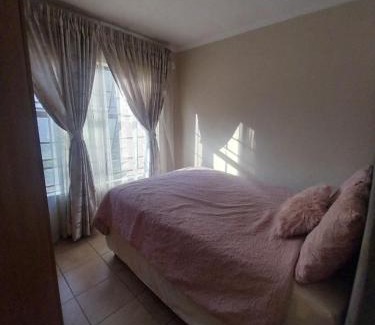 Kareeberg Apartment | Lubsman Apartments