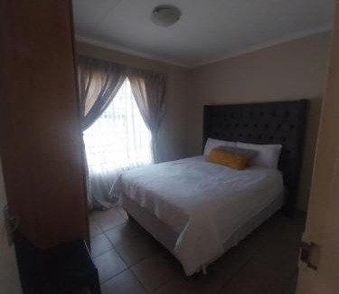 Kareeberg Apartment | Lubsman Apartments