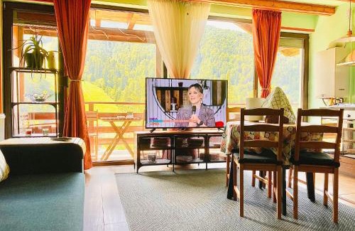 Azuga Apartment | Lucas Duplex
