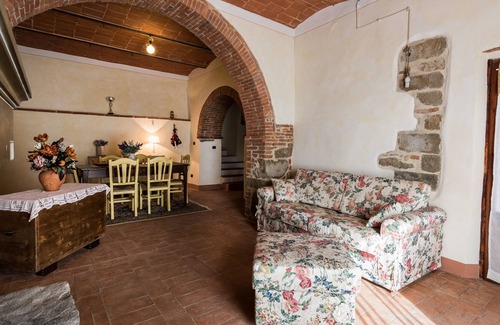 Santa Maria House | Lucignano - Cozy and reserved country house