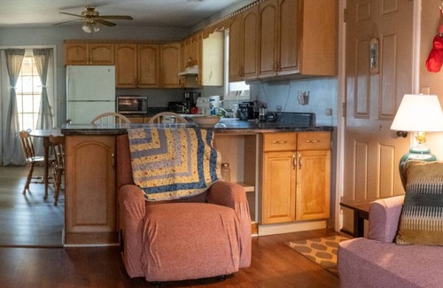 Townville Apartment | Lucky Acres Farm, Townville Apartment.