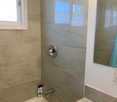 Quinte West House | Lucky home- Vacation Houses