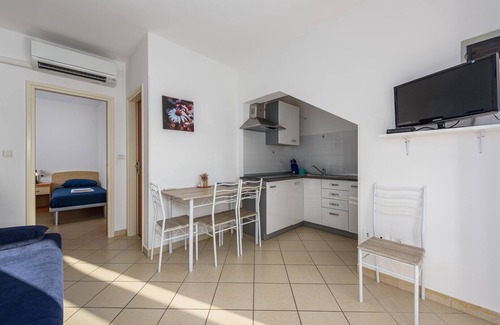 Lovrecica Apartment | LUCREZIA house with apartments/SOFIA APARTMENT