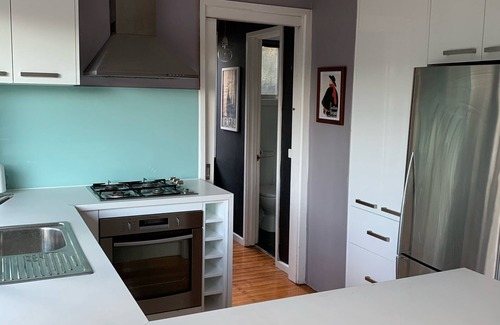 Sunbury House | Lucy's Artist Retreat near Melbourne Airport and Macedon Ranges