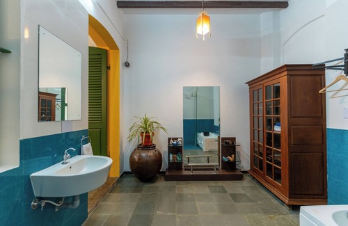 White Town Hotel | Luigi Villa